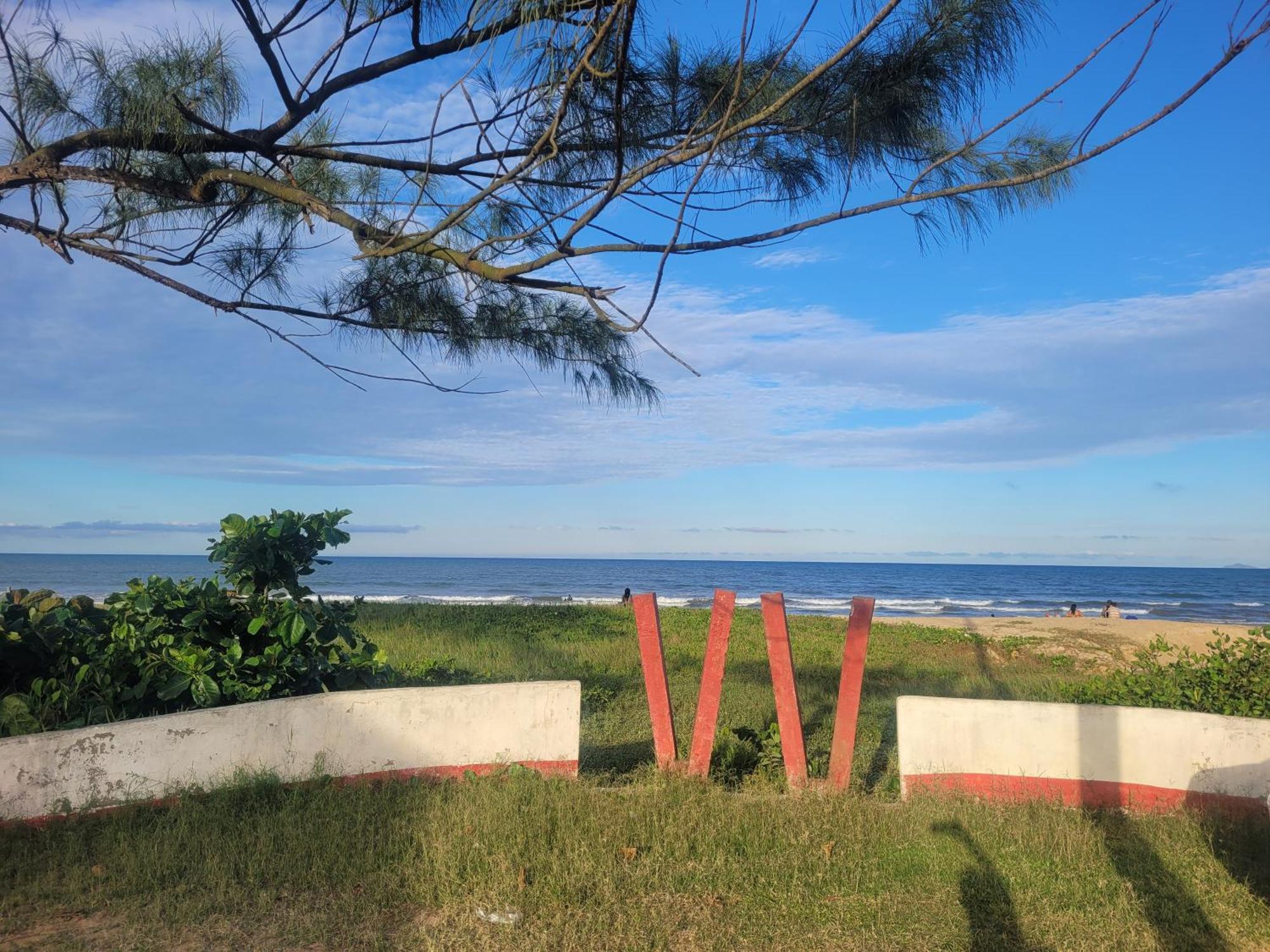 Villa Casa Grande E Confortavel Piscina E Area Gourmet Em Cabo Frio Unamar Tamoios Verao Vermelho Tamoios Verao Vermelho Extérieur photo